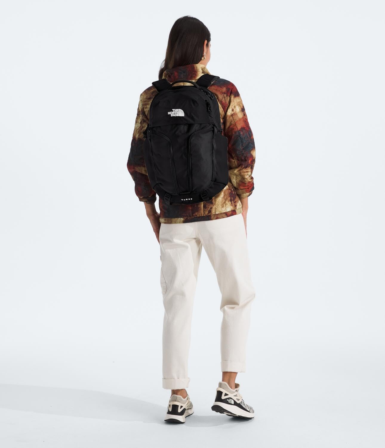 THE NORTH FACE Women's Surge Commuter Laptop Backpack | Everyday Travel Bag with 16" Laptop Sleeve, Water-Repellent Finish, Women-Specific Fit, TNF Black/TNF Black-NPF, One Size