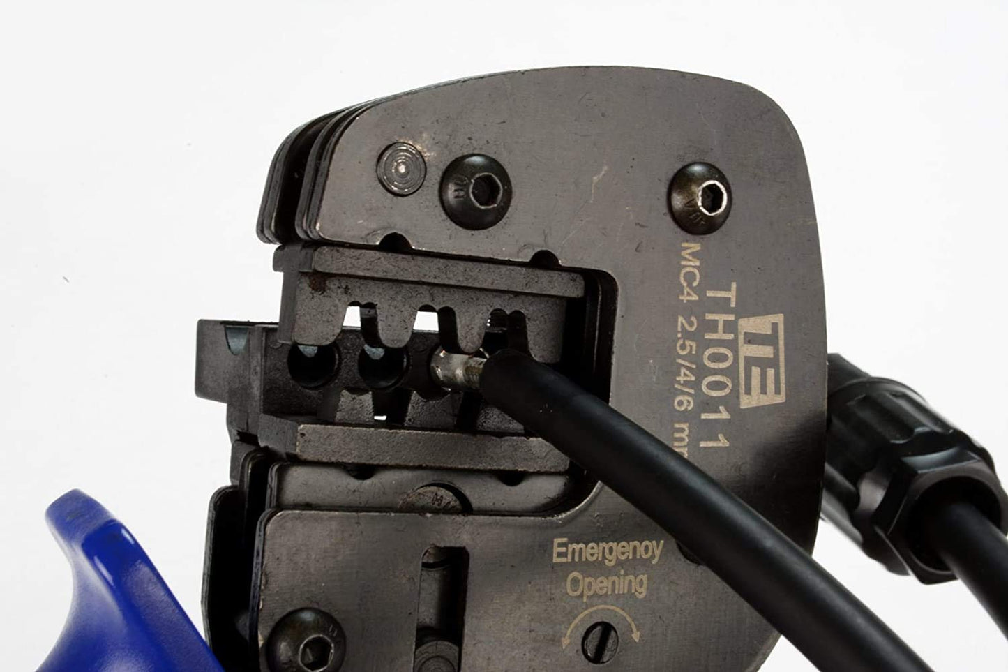 TEMCo 10 AWG/Gauge Solar Cable - Made in The USA 100 Feet Black (Variety of Lengths Available)