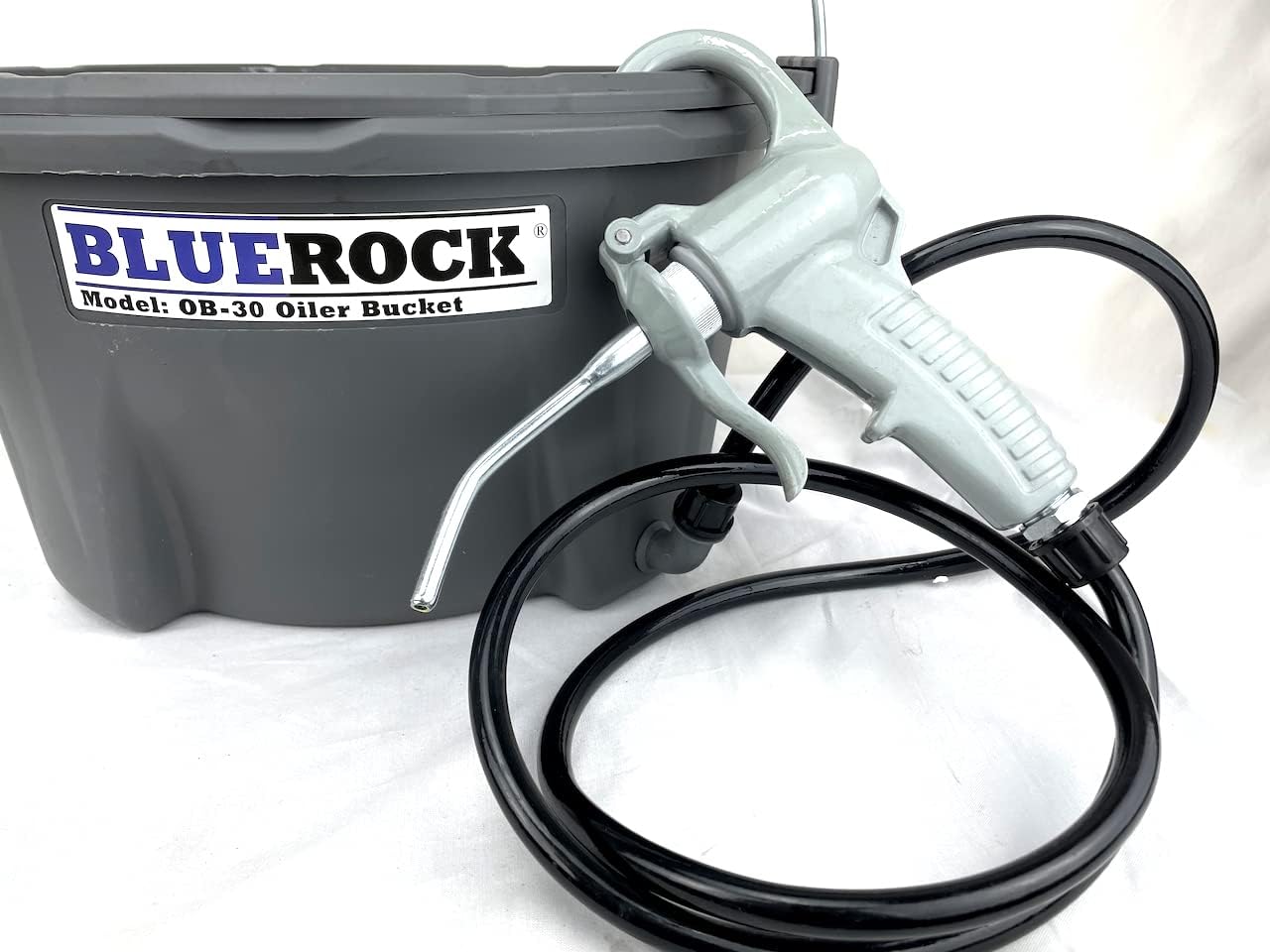 BLUEROCK Tools OB-30 Hand Held Oiler Pump and Bucket for Pipe Threading fits Ridgid 418 300 10883