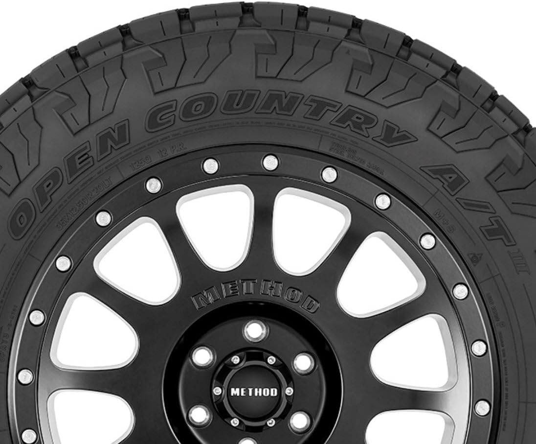 Toyo Tires Open Country A\/T III 235\/65R17XL 108H BSW