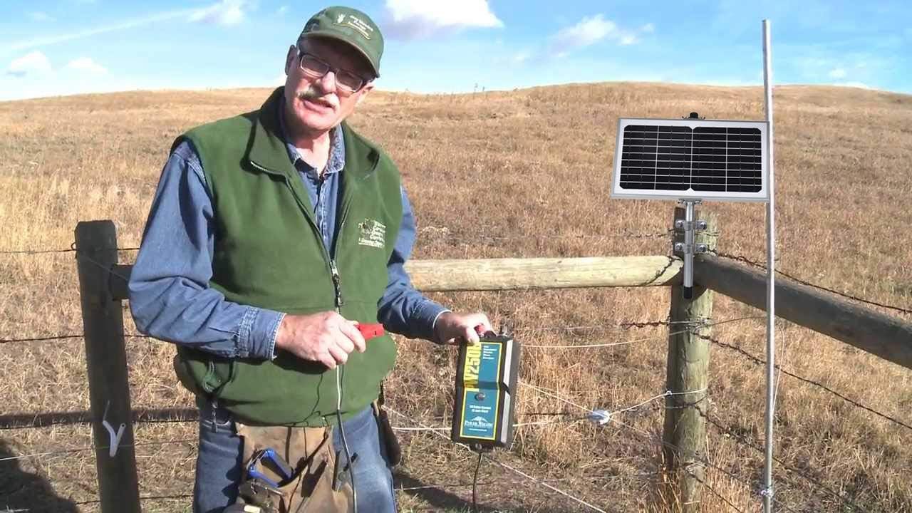 SUNER POWER 10 Watt Solar Panel Powered Charger Kit + Tubular Mount Bracket for Automatic Gate Opener, Electrical Fence, etc