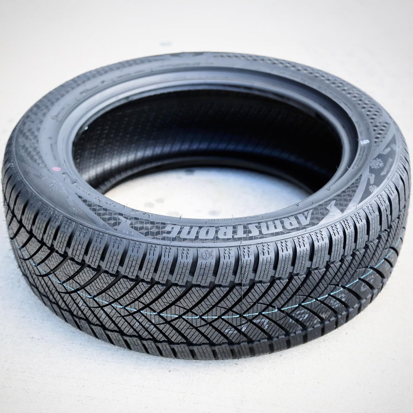 Armstrong SKI-Trac HP Winter 245/45R19 102V XL Passenger Tire