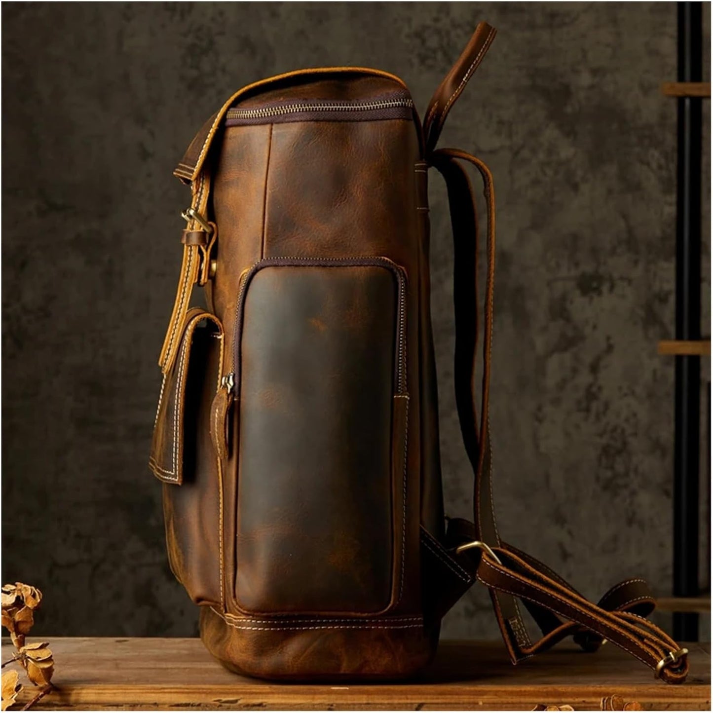 Vintage Genuine Leather Backpack for Men Handmade Shoulder Bag Cowhide Travel Bag Large Capacity Mens Retro Laptop Bag(Brown)