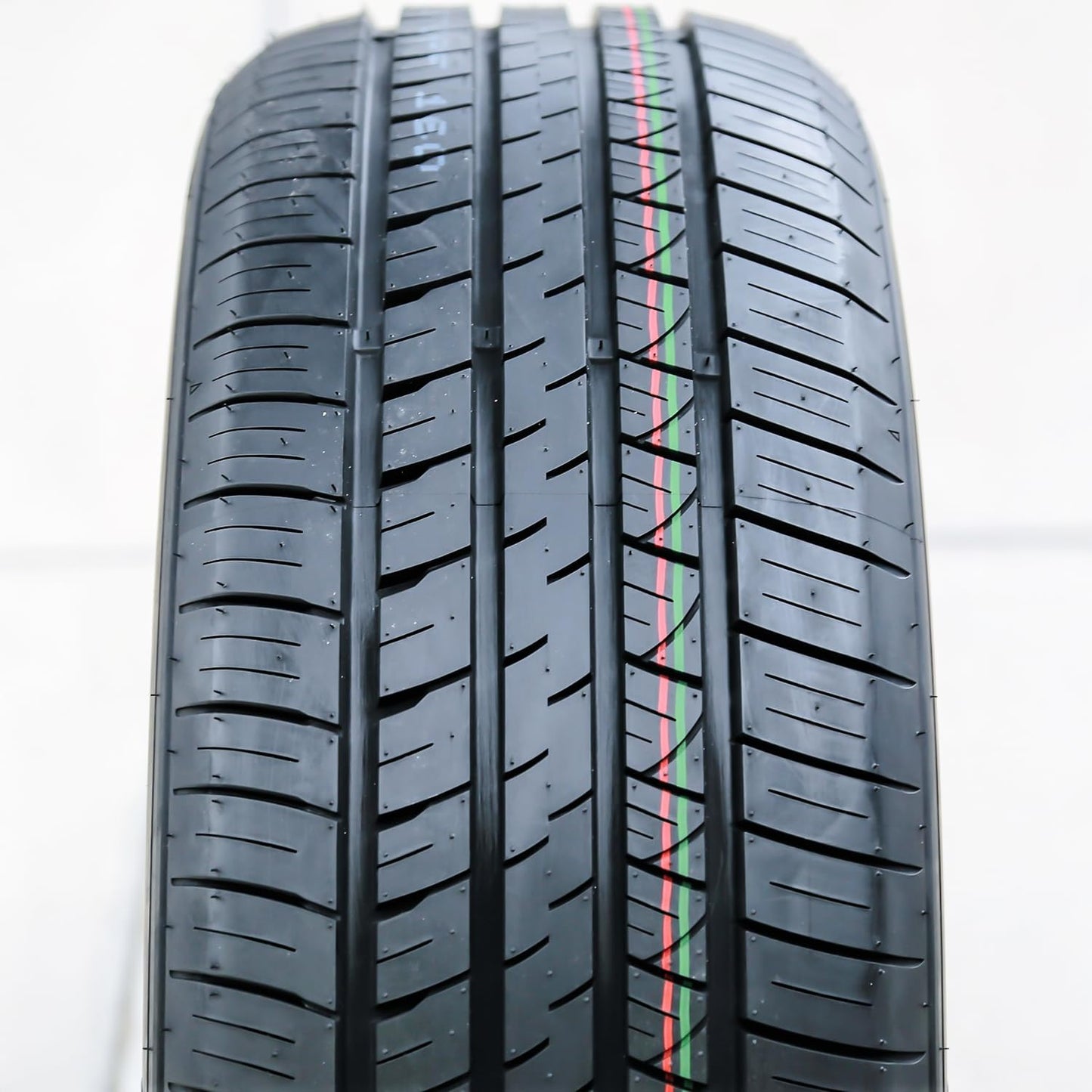 Armstrong Tru-Trac SU Truck/SUV All-Season High Performance Radial Tire-265/40R22 265/40/22 265/40-22 106Y Load Range XL 4-Ply BSW Black Side Wall UTQG 440AA