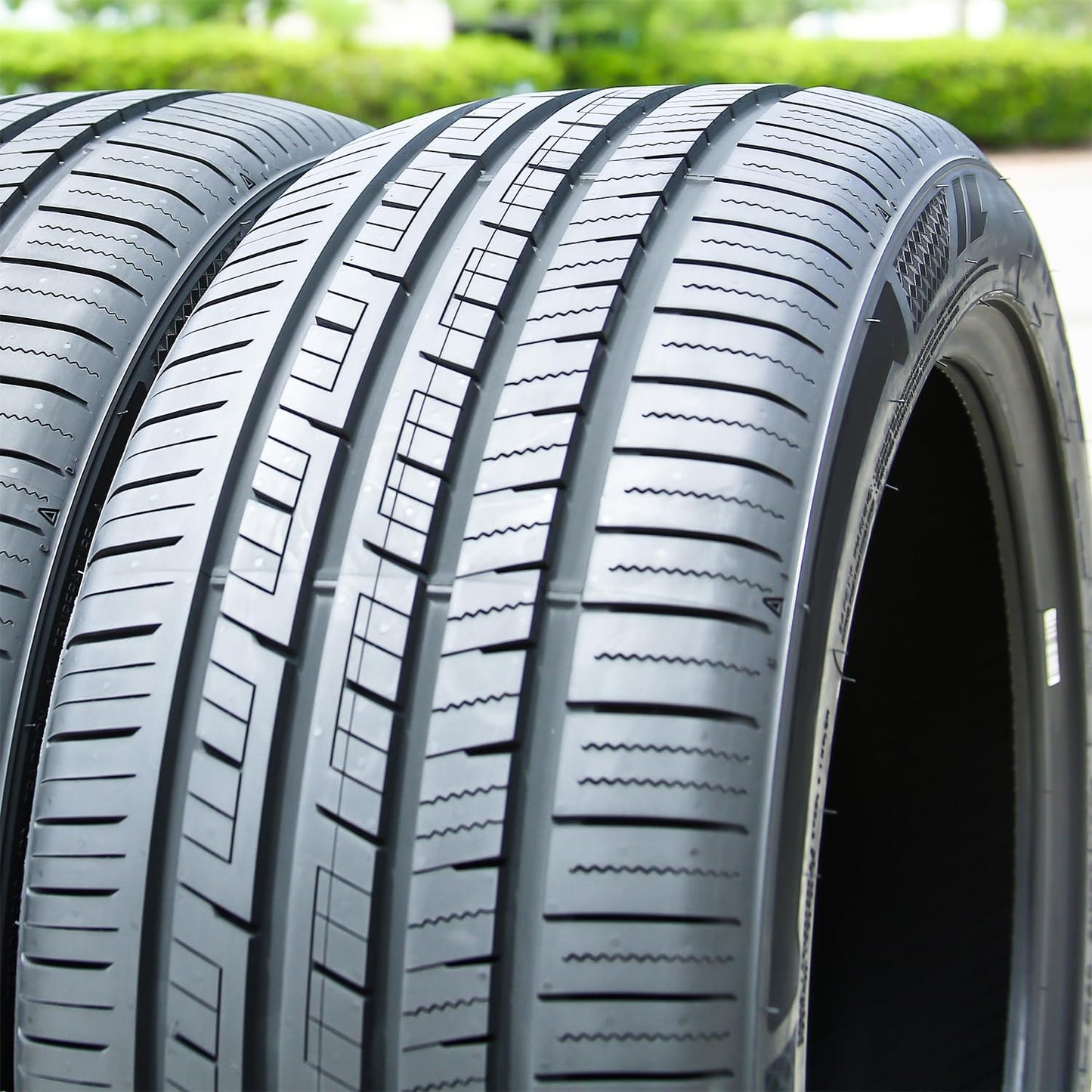 Aplus PRO Racing All Season Truck/SUV High Performance Radial Tire-255/50R19 255/50ZR19 255/50/19 255/50-19 107W Load Range XL 4-Ply BSW Black Side Wall UTQG 420AA