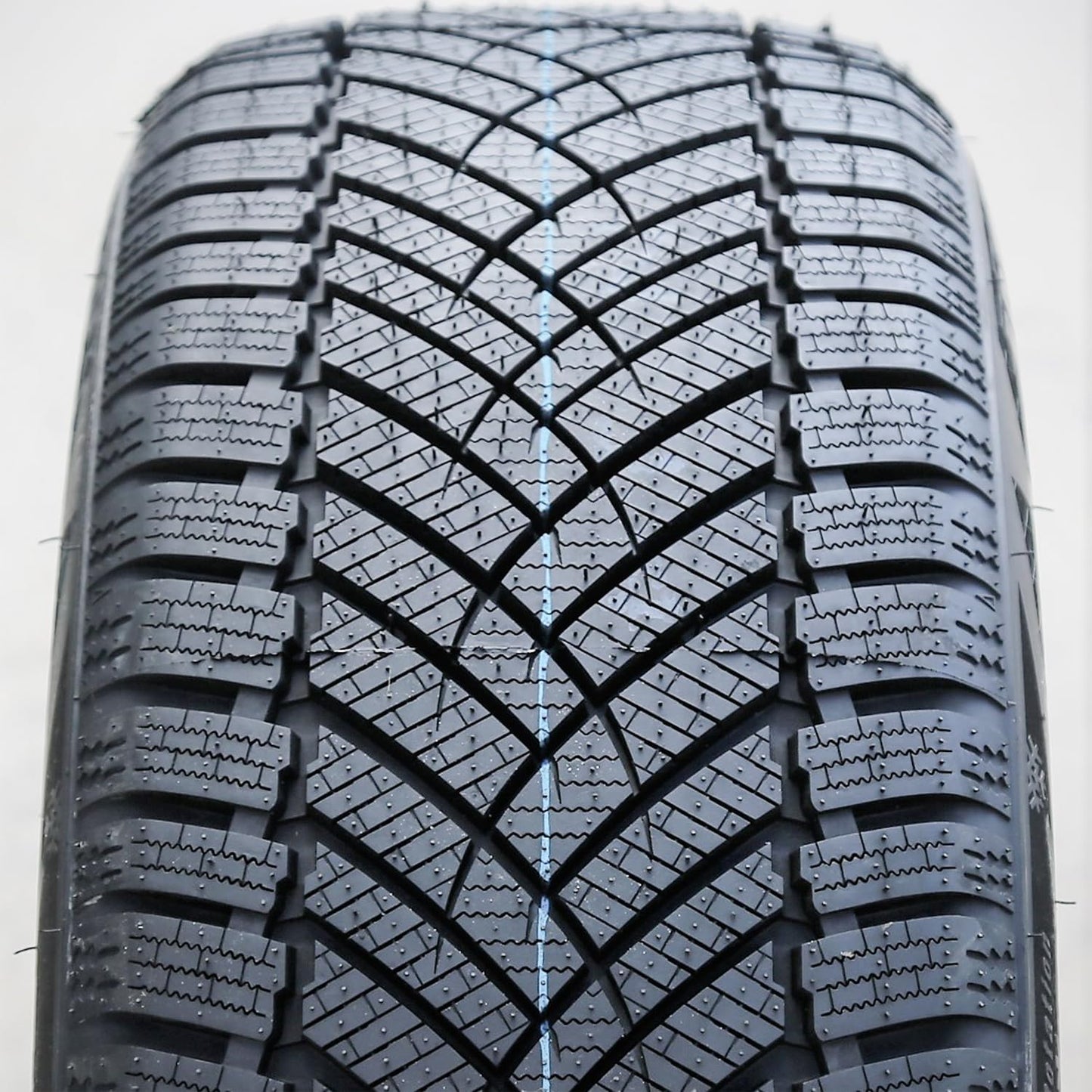Armstrong SKI-Trac HP Winter 245/45R19 102V XL Passenger Tire