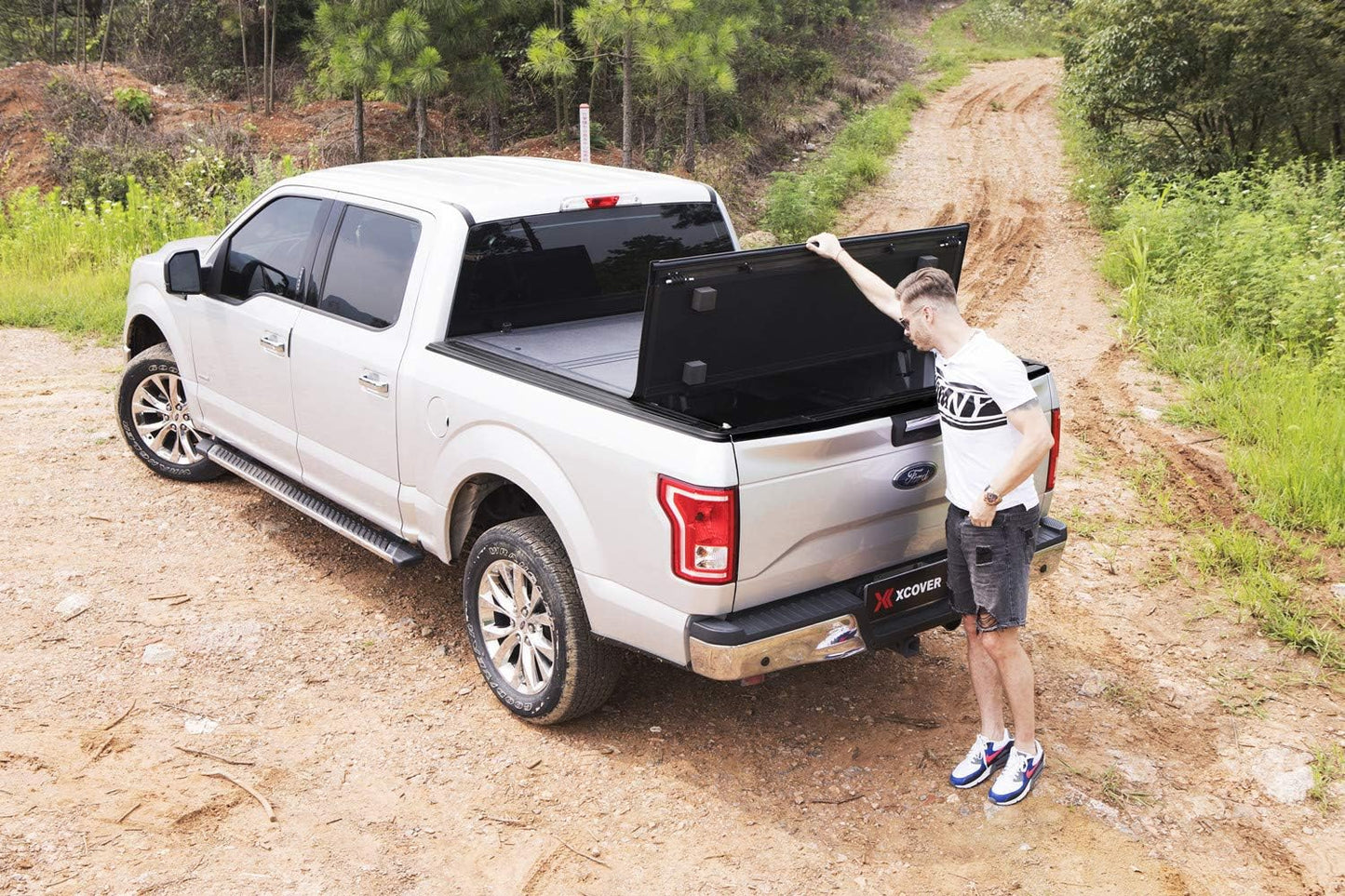 Xcover Low Profile Hard Folding Truck Bed Tonneau Cover, Compatible with 2019 2020 2021 2022 2023 2024 2025 Chevrolet Silverado/GMC Sierra 1500 5.8 Ft Bed