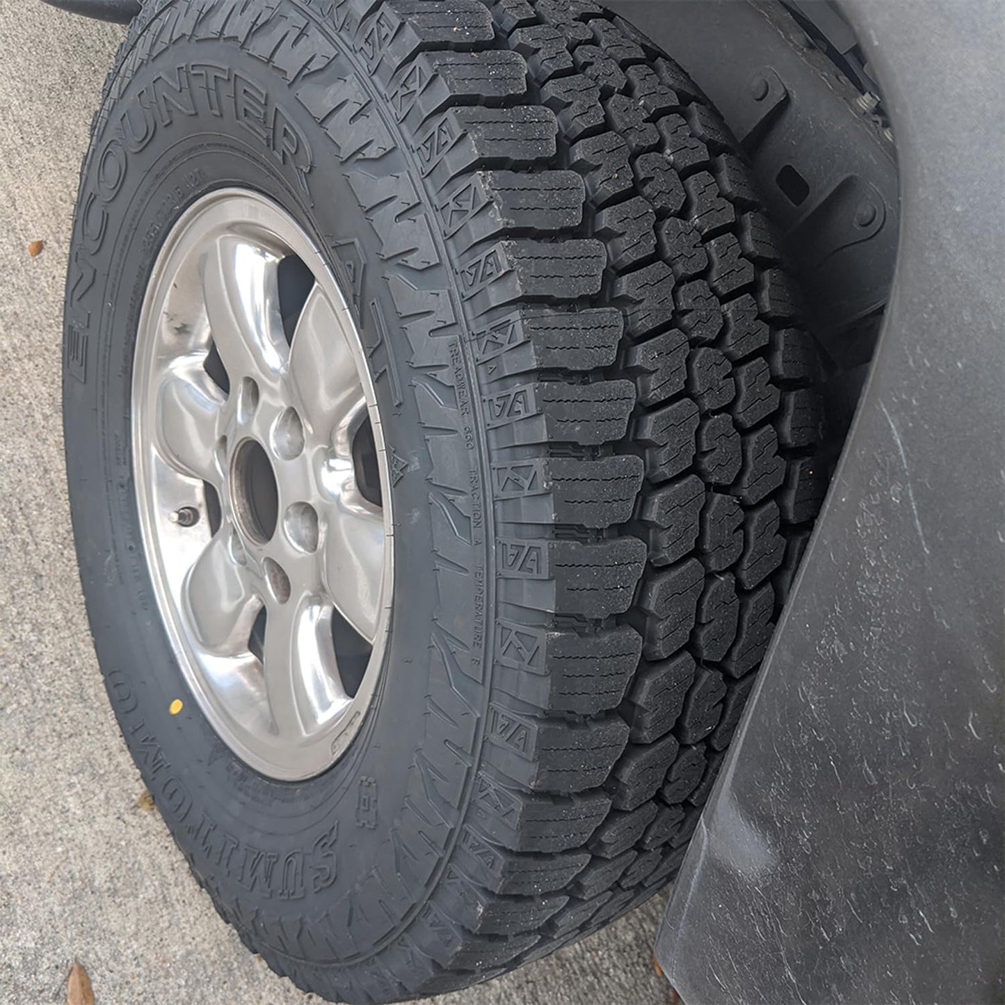 SUMITOMO Encounter AT AT All- Season Radial Tire-275/70R18 125S