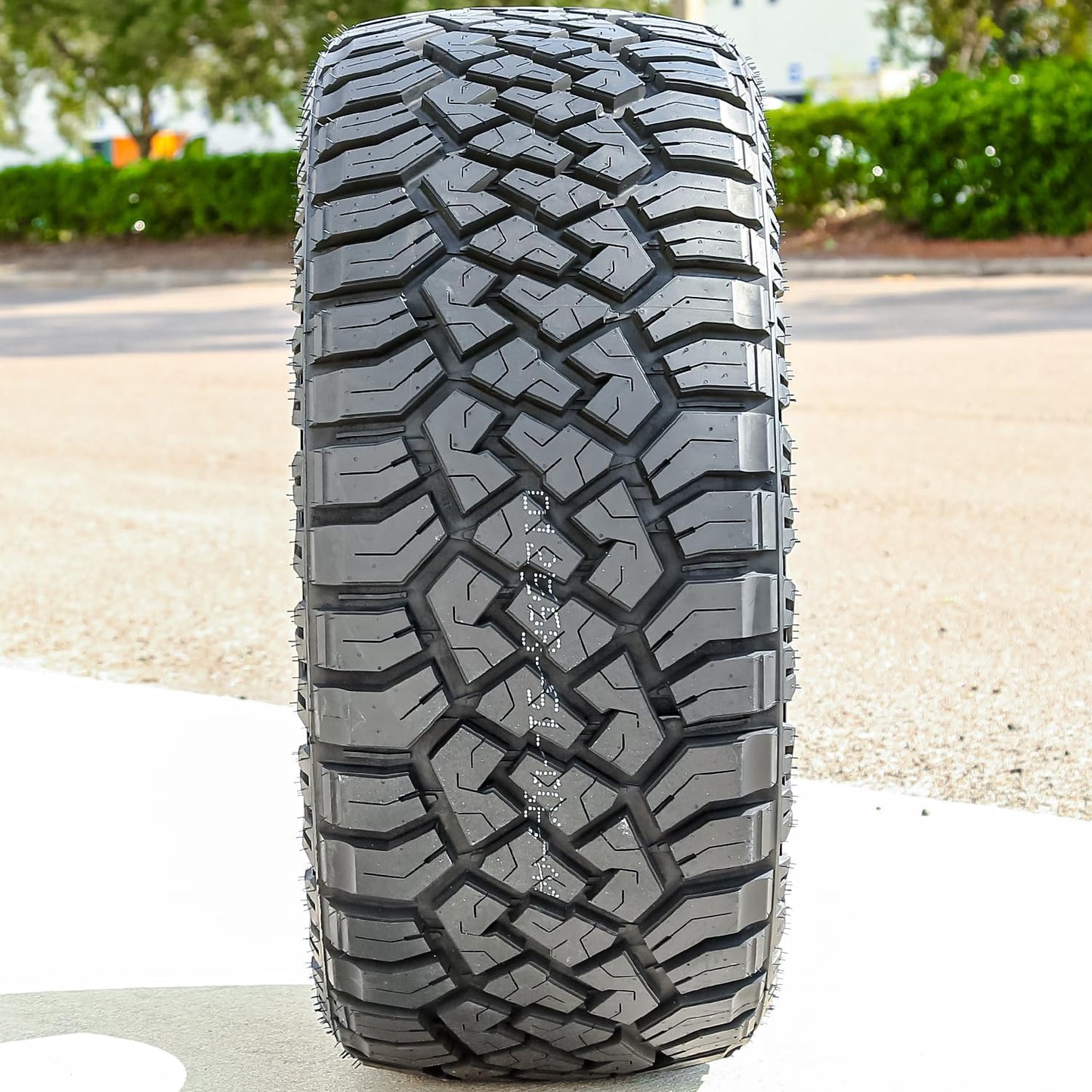 Aresta RT ZG07 Rugged Terrain LT33X12.50R20 114Q E Light Truck Tire