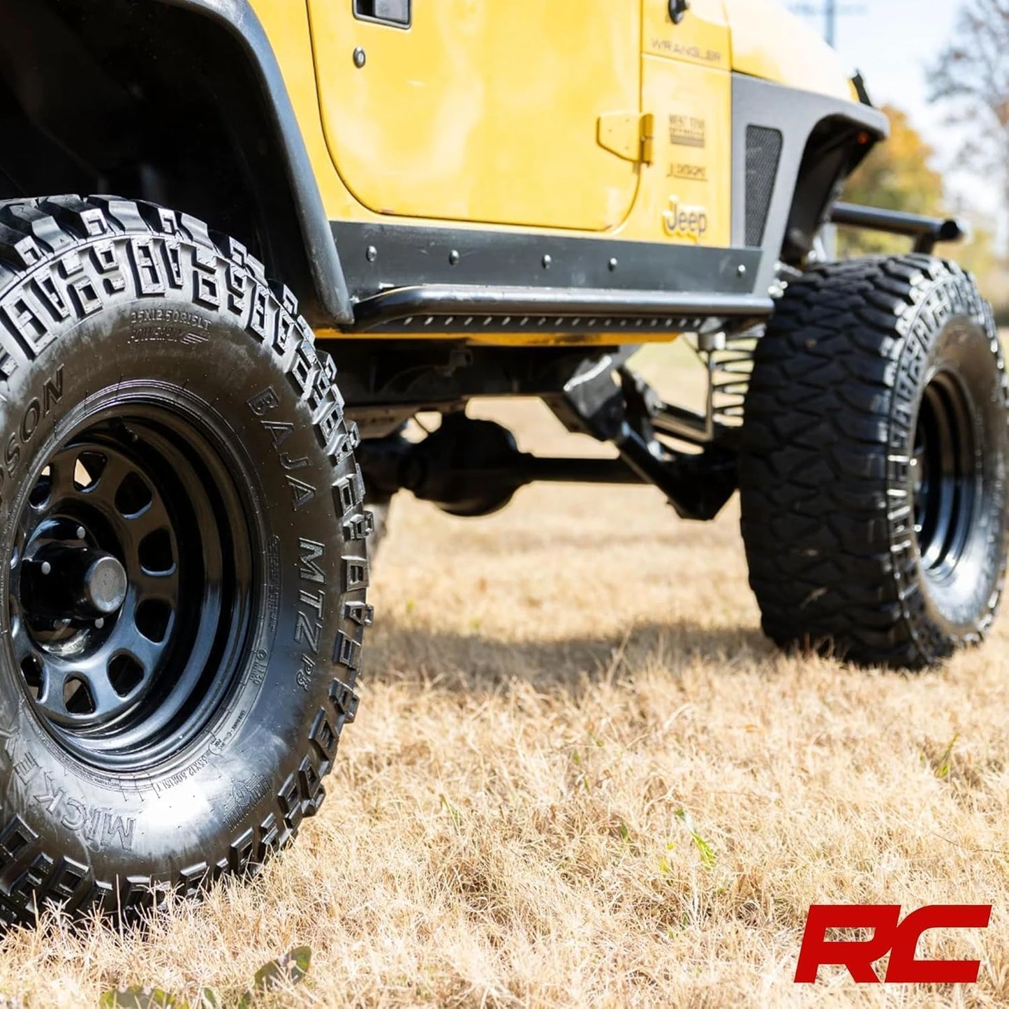 Rough Country Steel Wheel 17x9 | 8x6.5 | 5.10 Bore | -12 Gloss Black Painted (17 x 9. inches /8 x 6 inches, -12 mm Offset)