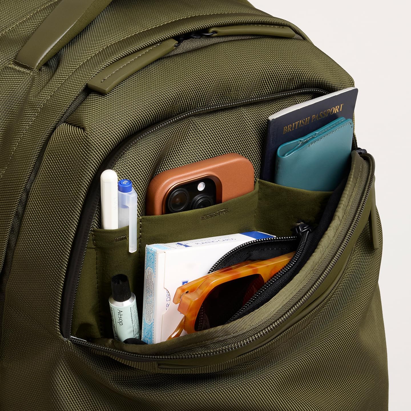 Troubadour Neo Backpack - Bronzed Olive
