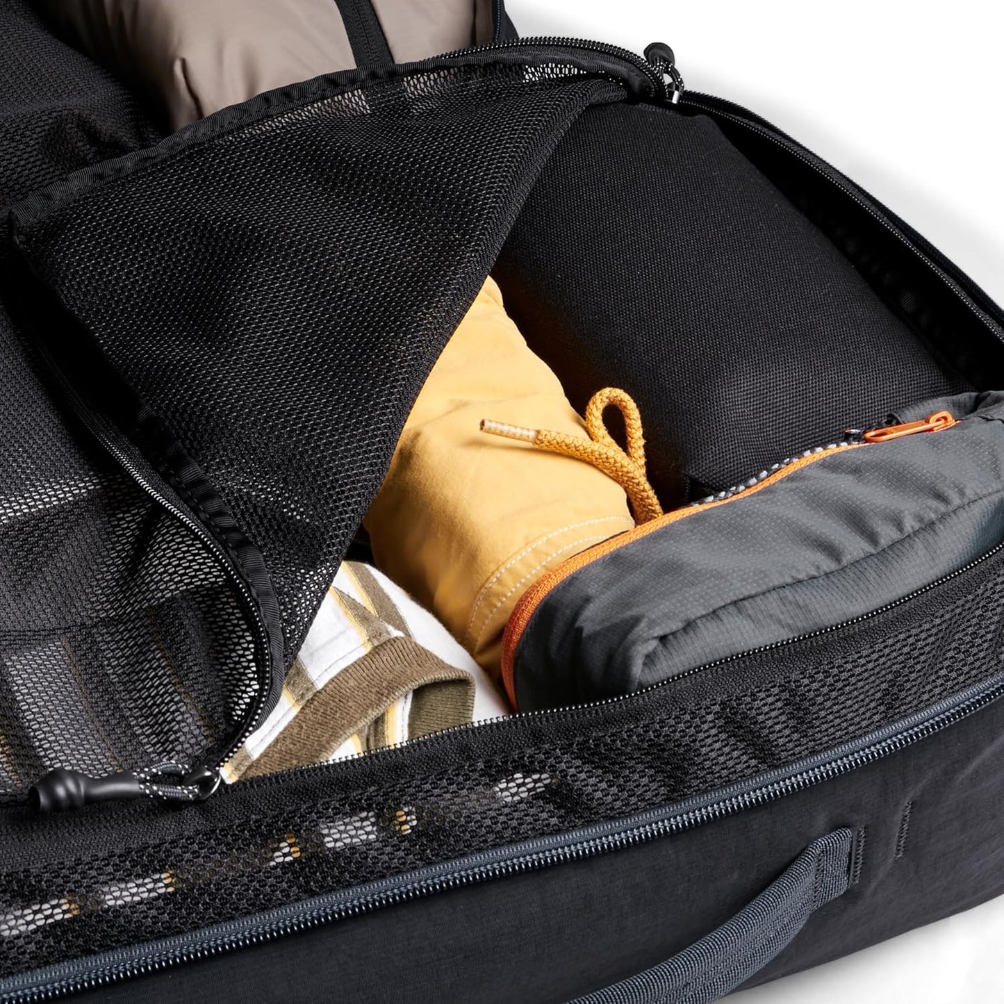 Bellroy Lite Travel Pack 38L (carry-on backpack, large travel backpack for international travelers, with laptop pocket, interior packing cells and tuck-away shoulder straps) - Black