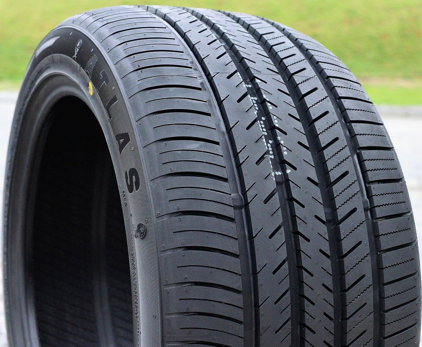 255/40R19 Atlas Tire Force UHP 100Y, XL All Season High Performance 520AAA 40K