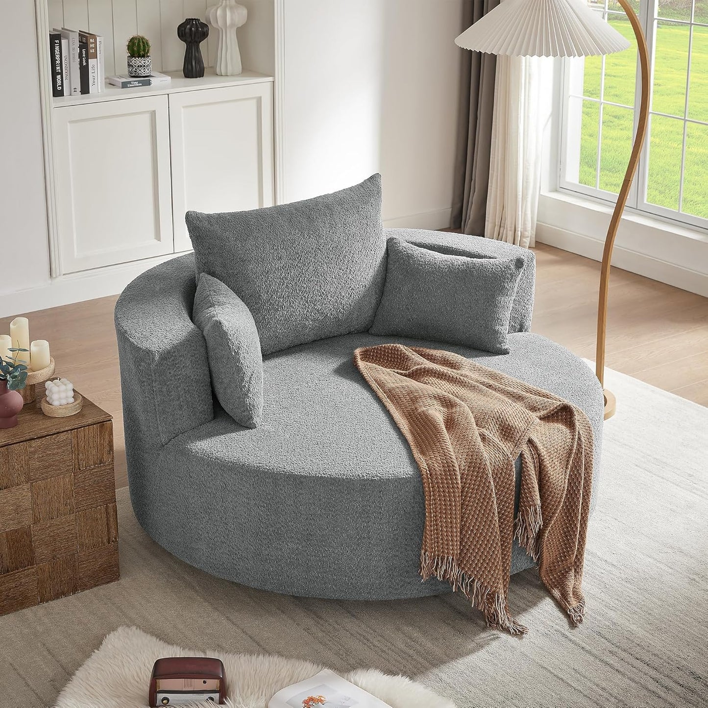 Ball & Cast 360°Swivel Accent Chair with Pillow,Velvet Upholstered Oversized Barrel Chair with Seat Cushion for Reading,Movies,Nap in Living Room,Bedroom,Apartment,Black