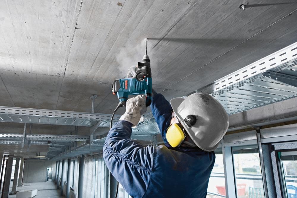 Bosch RH328VC-RT SDS-Plus Rotary Hammer, 1-1/8" - (Renewed)