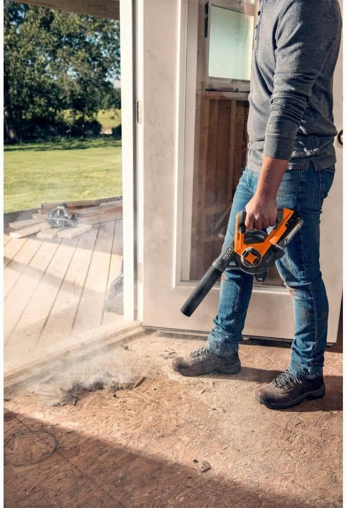 18V Lithium-Ion Cordless Compact Jobsite Blower with Inflator/Deflator Nozzle
