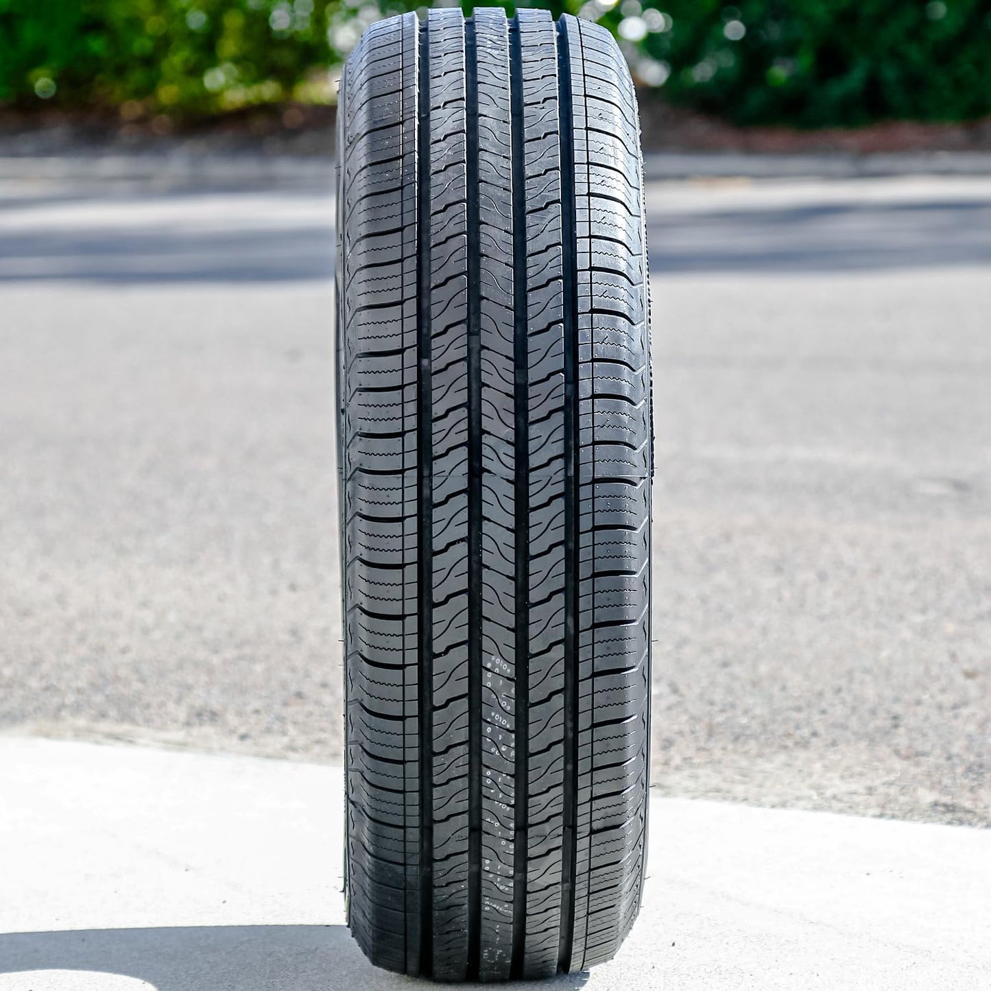 ZG04 Highway 235/75R16 108T XL Light Truck Tire