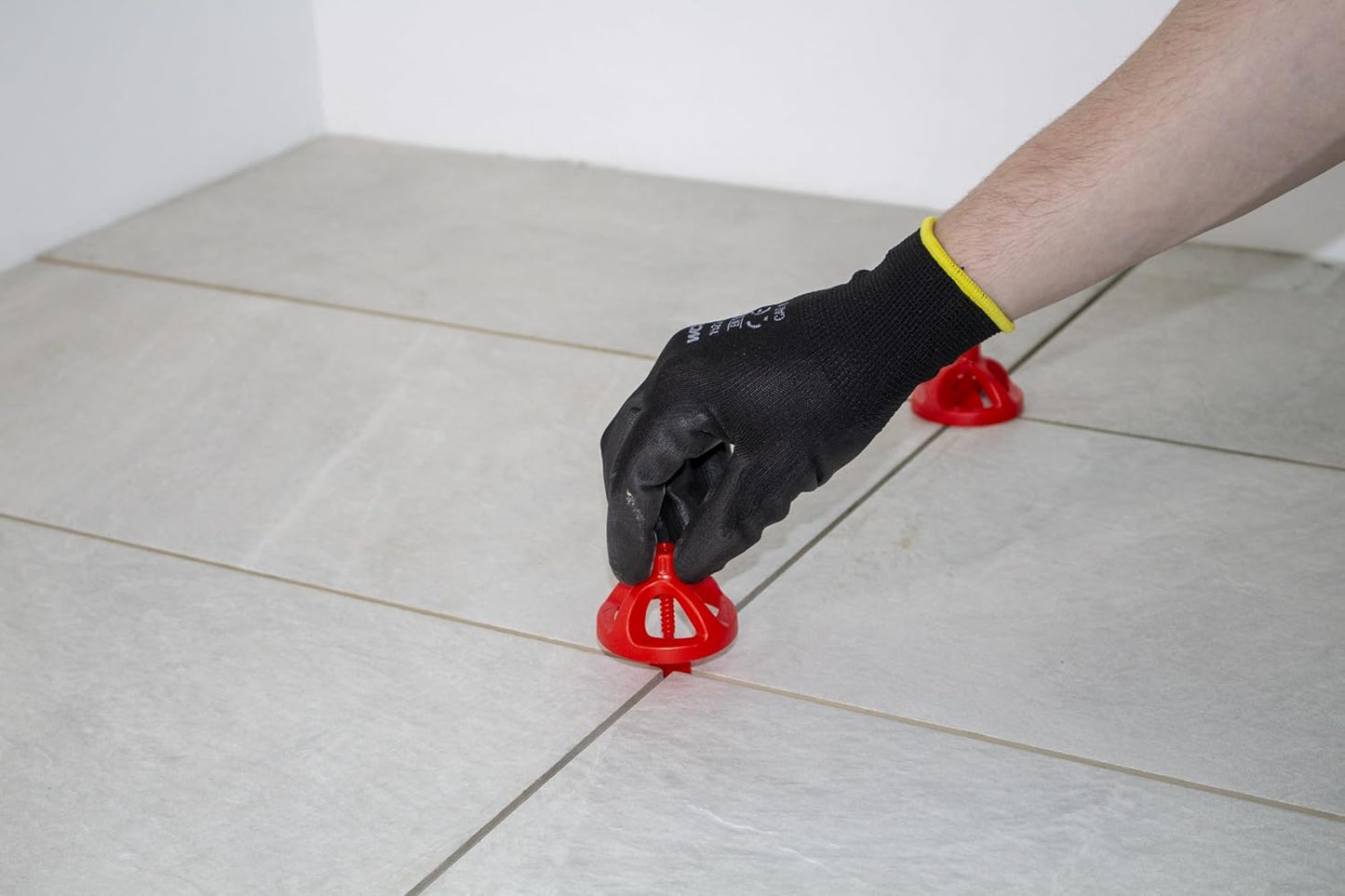 Rubi Tools CYCLONE Level System 1/8 Inch (3 MM) FLAT BASE (C-2400), 35948