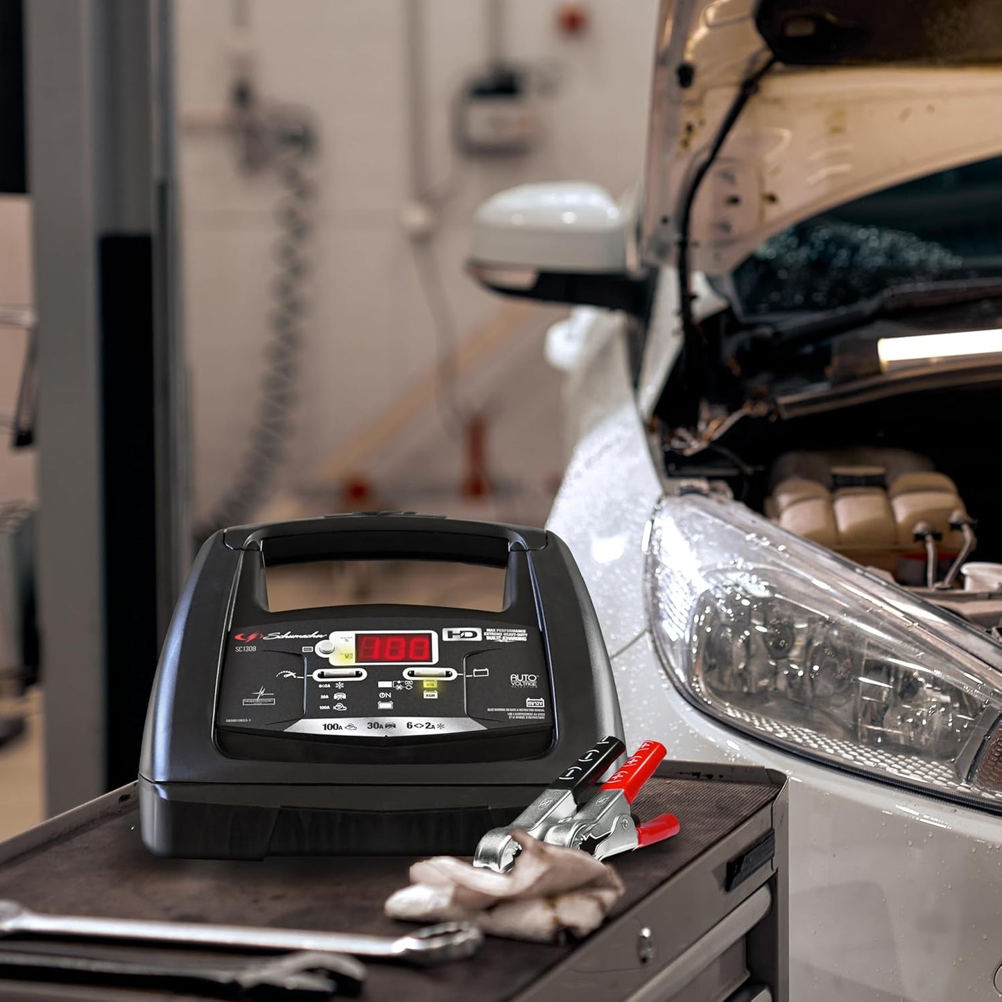 Schumacher Electric 6A Car Battery Charger and 85A Engine Starter, 6-in-1 Solution, Maintainer, 30A Boost, for 6V/12V Power Sport, Automotive, and Marine Batteries, SC1307