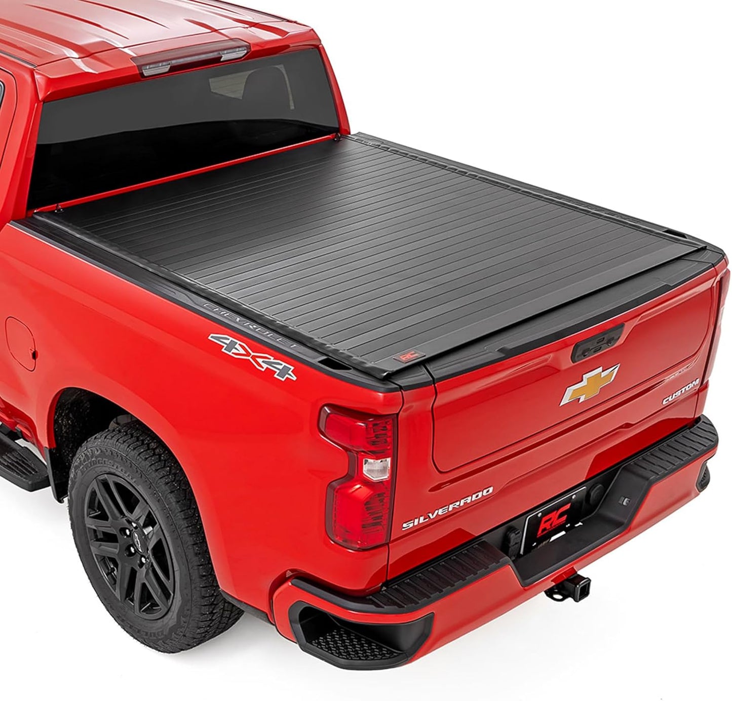 Rough Country Hard Tri-Fold Tonneau Cover for Chevy Silverado & GMC Sierra 1500 (2019-2025) - Low-Profile Aluminum Truck Bed Cover, Fits 5'10 Bed (69.9")