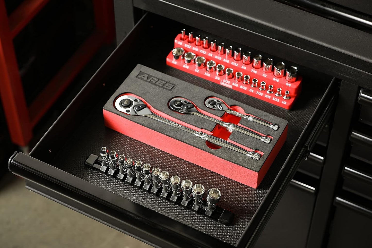 ARES 39009-12-Piece 1/4-Inch Drive Metric Flex Socket Set - 6 Point Sockets Constructed From Premium Heat Treated Chrome Vanadium Steel - Storage Rail Included