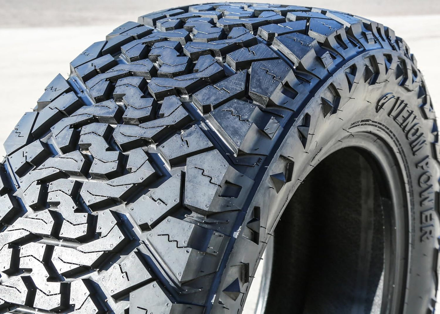 Venom Power Terra Hunter X/T XT All-Terrain Mud Light Truck Radial Tire-33X12.50R22 33X12.50X22 33X12.50-22 114Q Load Range F LRF 12-Ply BSW Black Side Wall