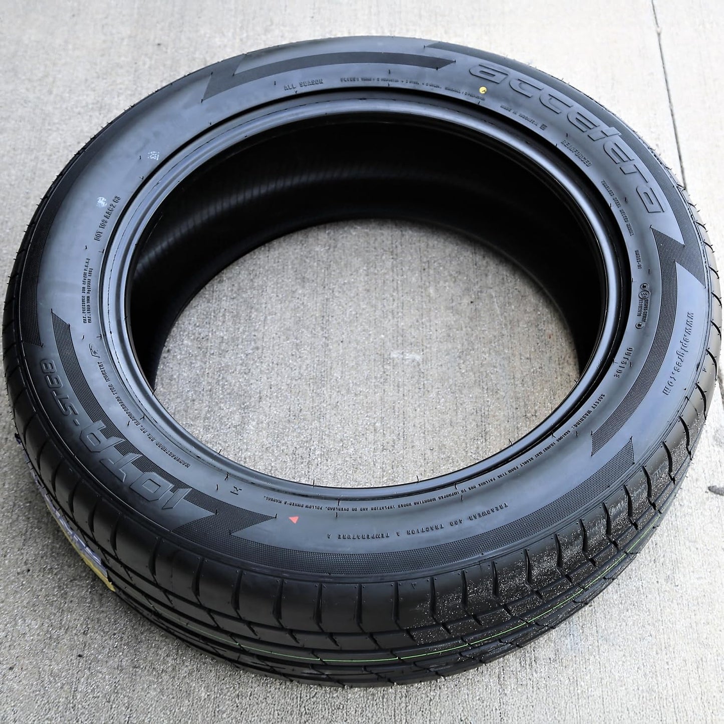 ACCELERA 255/65 R18 111H IOTA ST68 TL(T)