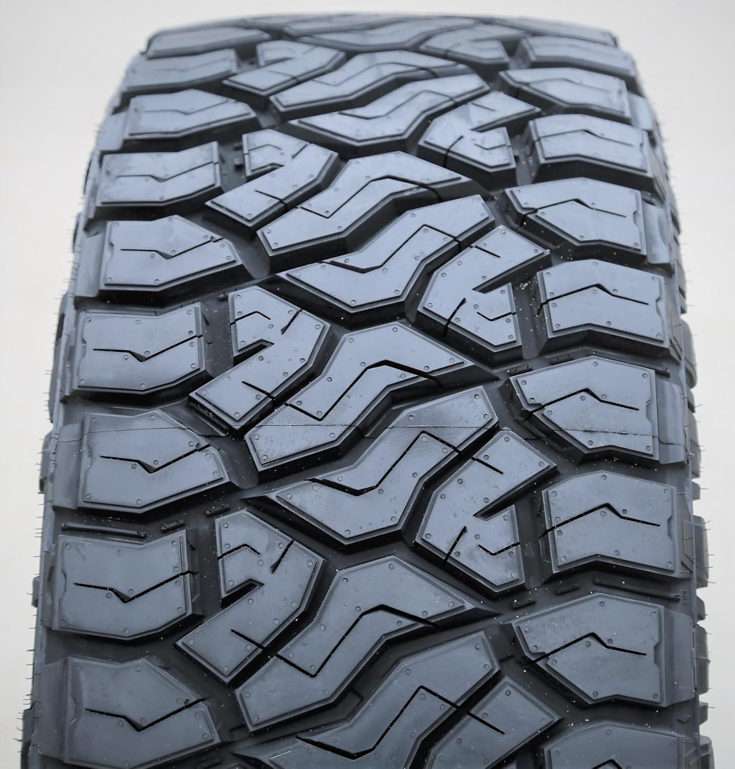 Venom Power Terra Hunter R/T+ R/T Truck/SUV All-Terrain Mud Off-Road Radial Tire-275/55R20 275/55/20 275/55-20 117T Load Range XL 4-Ply BSW Black Side Wall